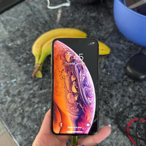 Rose Gold iPhone XS